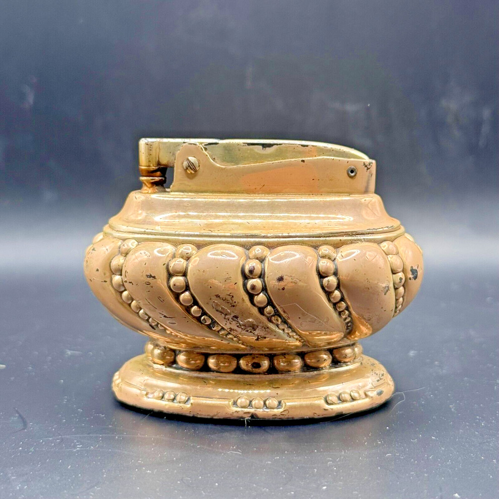 Rare Vintage Beautiful Ronson Crown Silver Plated Table Lighter - Nice Color